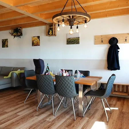 Weinbergshof Rickel Apartment *